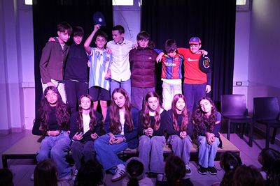Encuentro teatral entre niveles